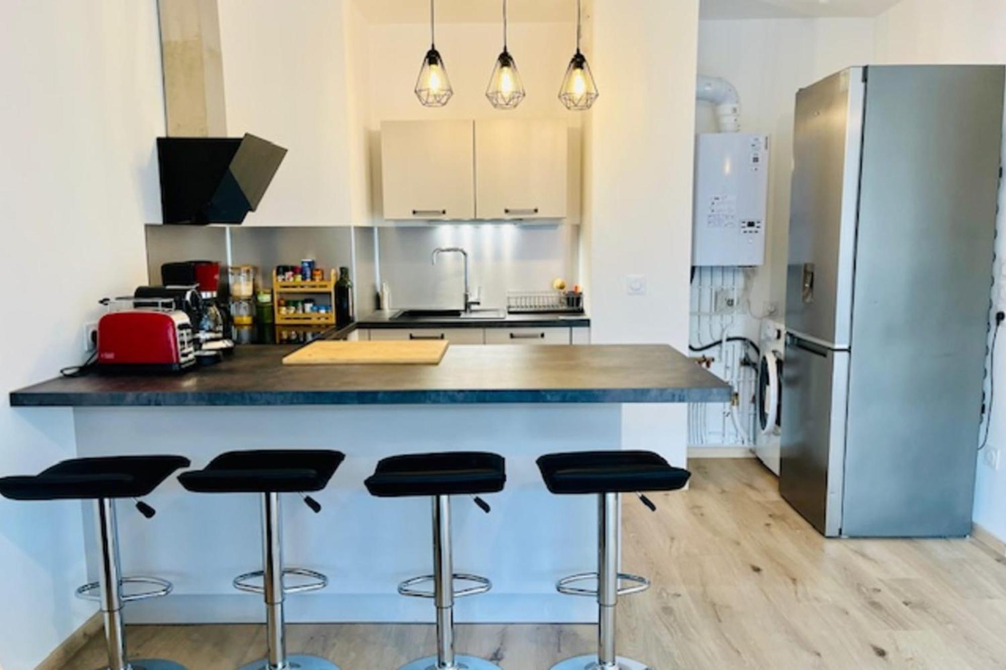 Apartament Charming New Flat With Balcony La Rochelle  Zewnętrze zdjęcie